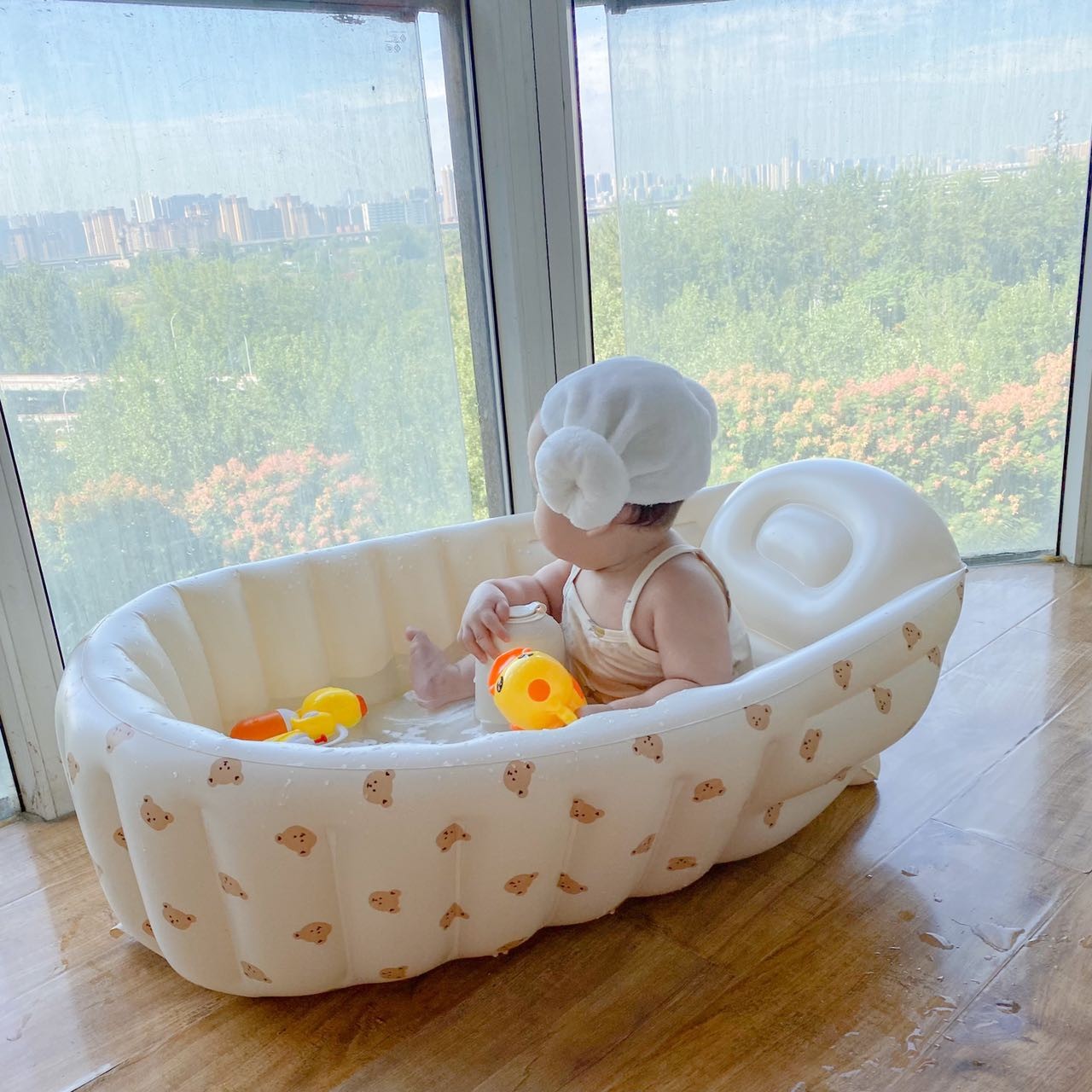 aufblasbare Badewanne Bällebad