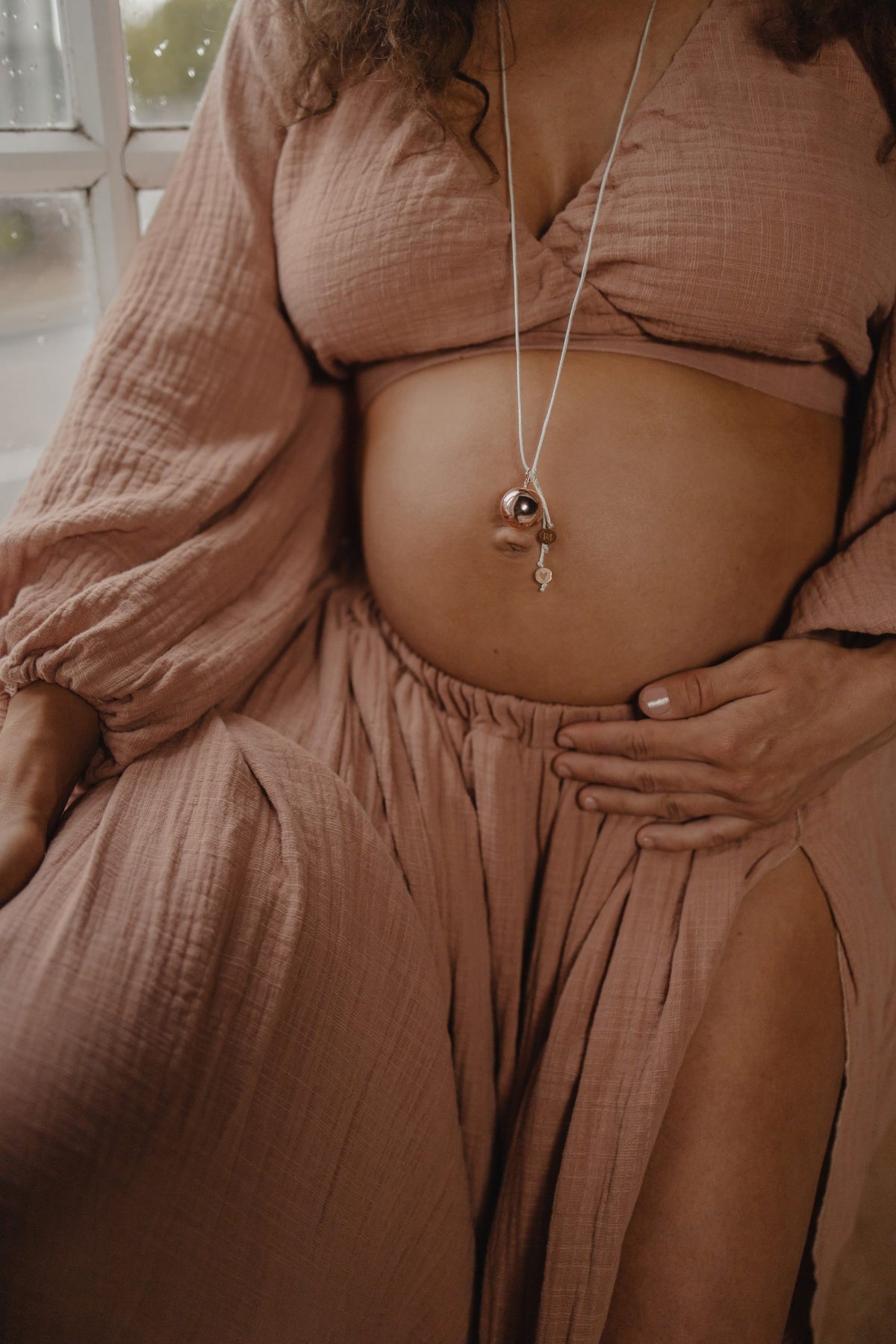 Bola-Kugel / Schwangerschaftskette Sofie, Baby Füsschen/ Rose